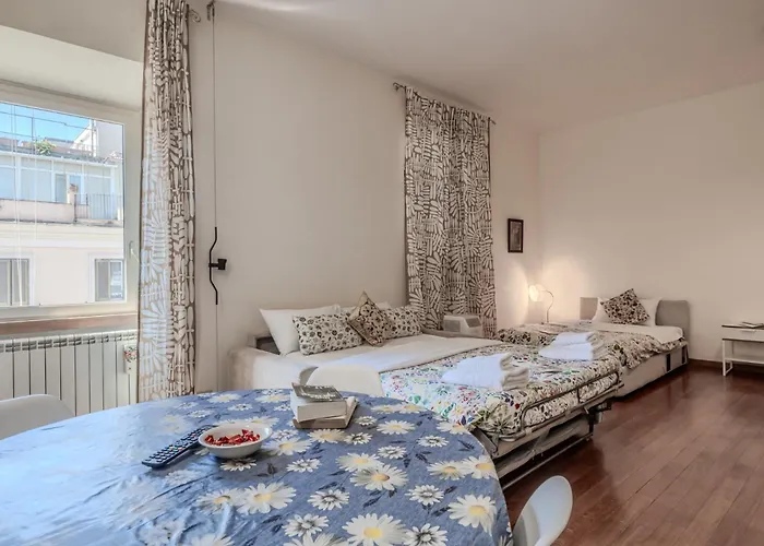 Turati Guest House